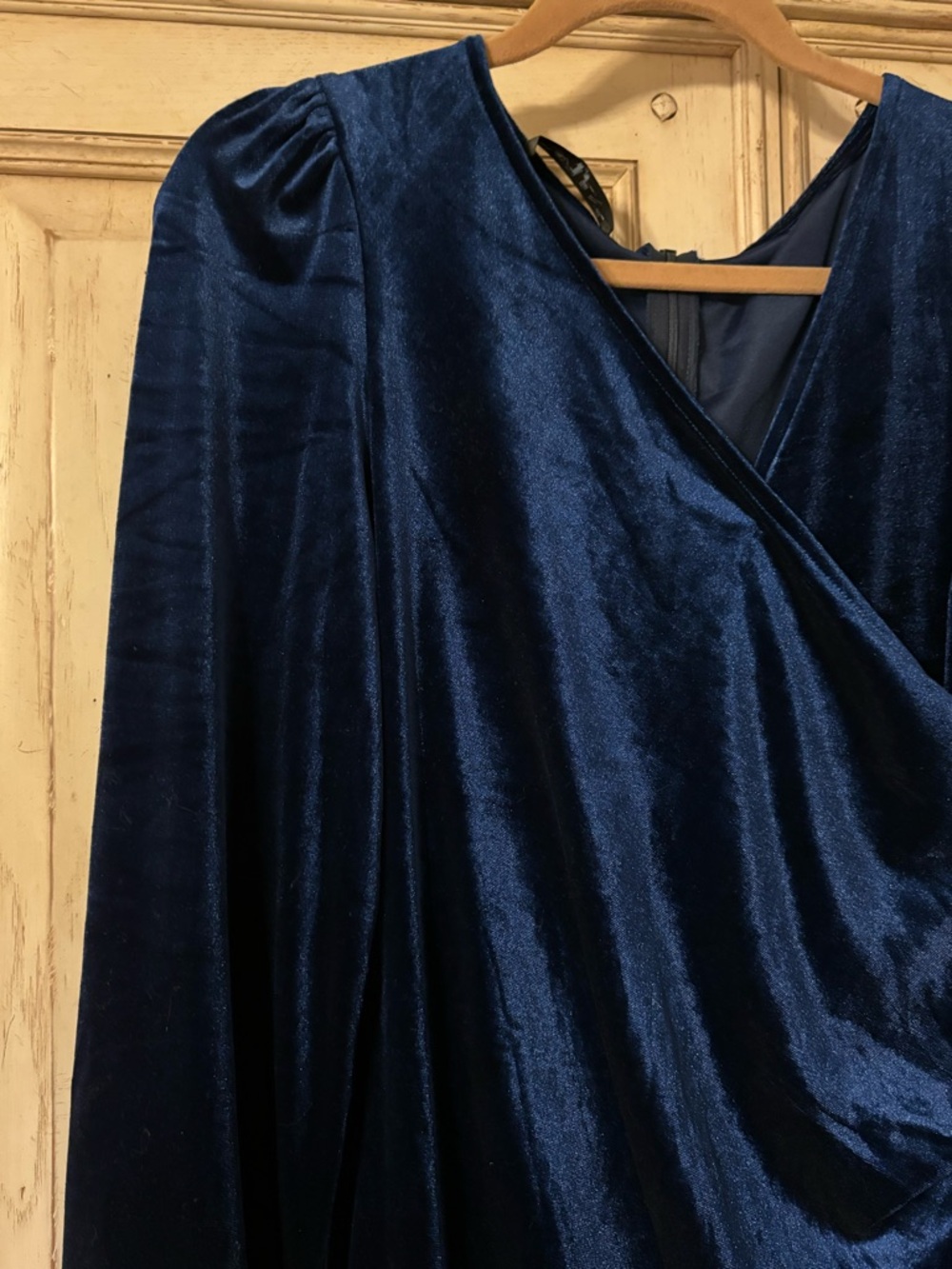 Oten Navy Velvet Long-Sleeve Draped Wrap Dress - Picture 2 of 7